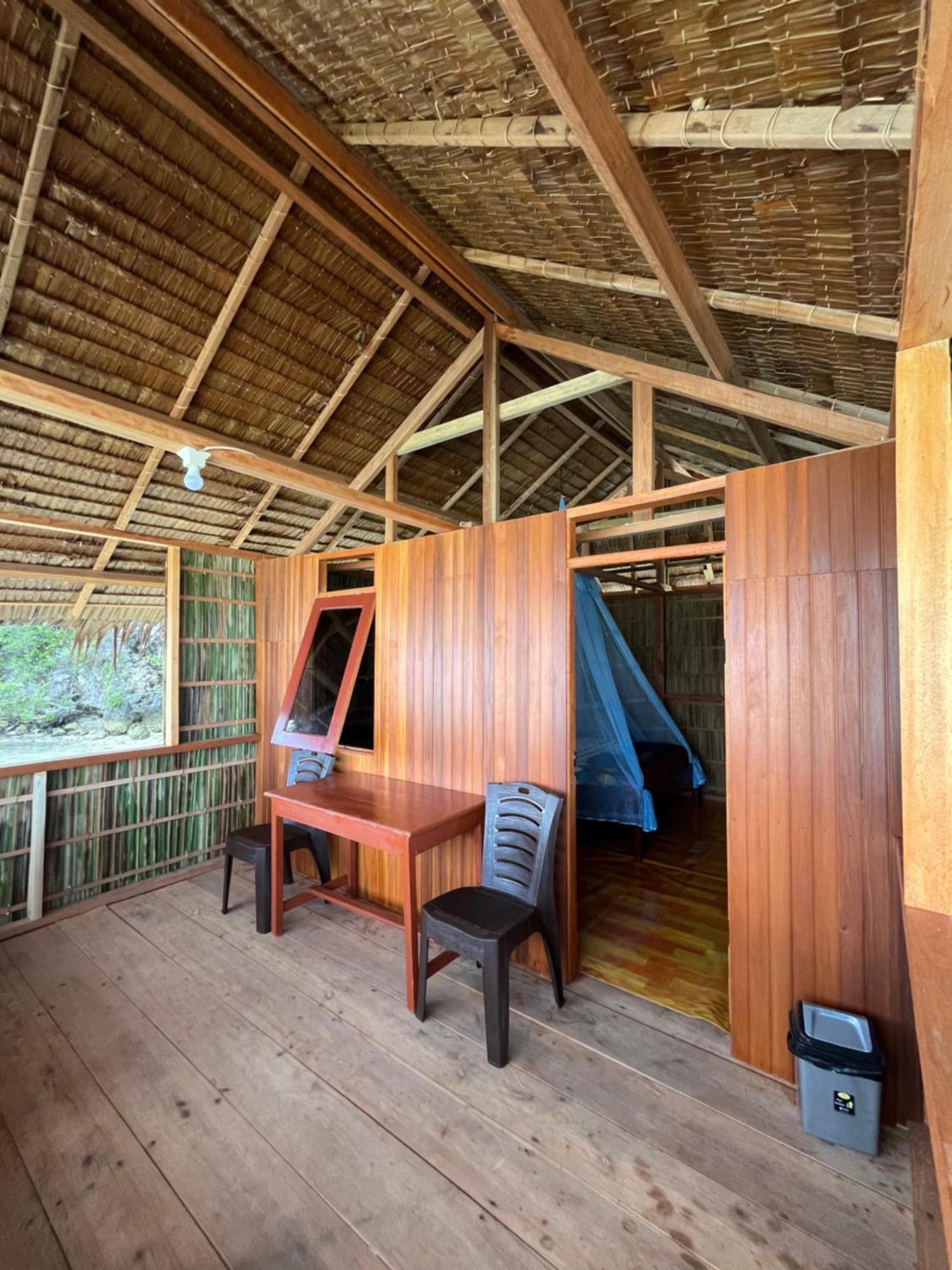 Junior Homestay Kri Ngoại thất bức ảnh